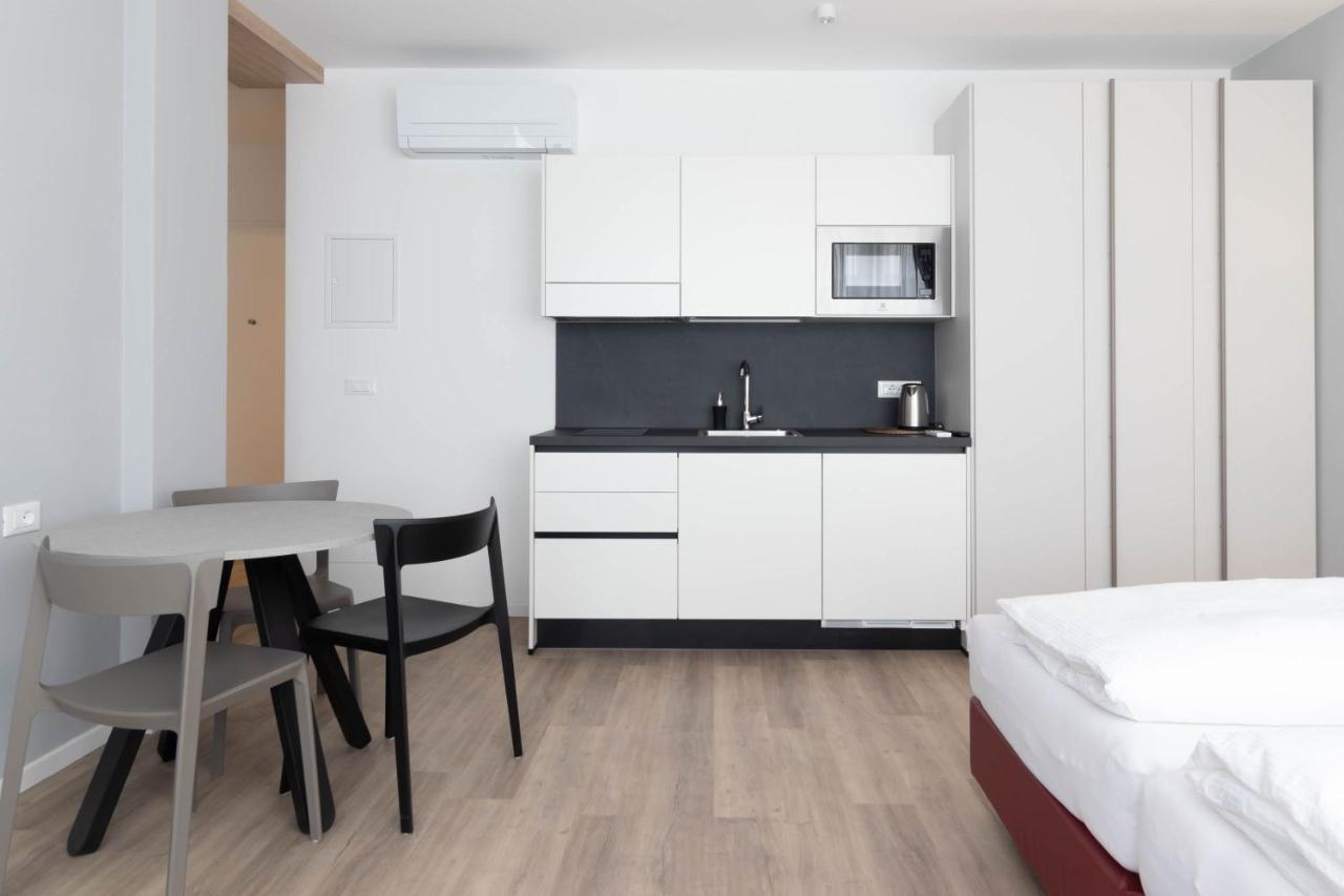 Apartments Iris Meran Exterior foto